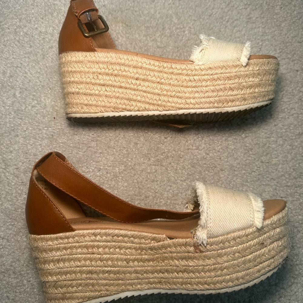 Platform espadrilles tan cream brown buckle heel lightly worn size 6